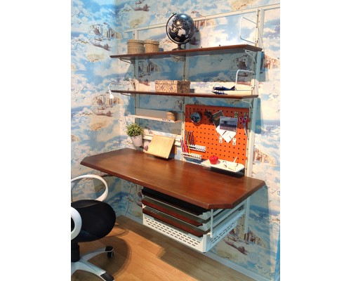 Школьное рабочее место навесное с панелью